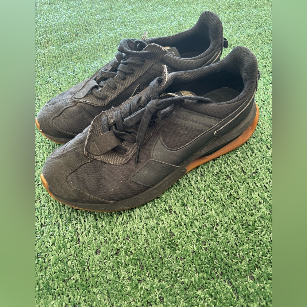Nike Air Max Pre-Day Black Gum Size 9